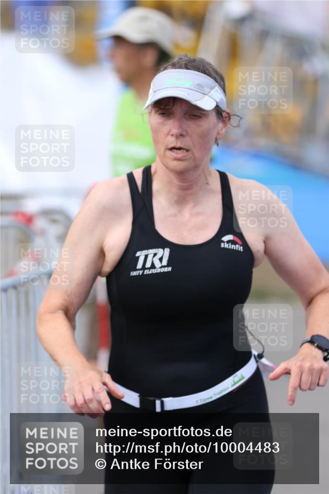 16.08.2026 - KN Förde Triathlon 2026 Antke Förster http://msf.ph/oto/10004483 16.08.2026 15:30:38 Laufen 7 meine-sportfotos.de