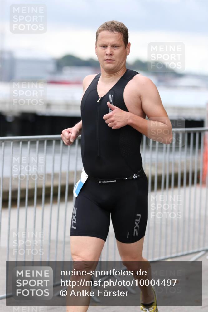 16.08.2026 - KN Förde Triathlon 2026 Antke Förster http://msf.ph/oto/10004497 16.08.2026 11:50:36 Laufen 2 meine-sportfotos.de