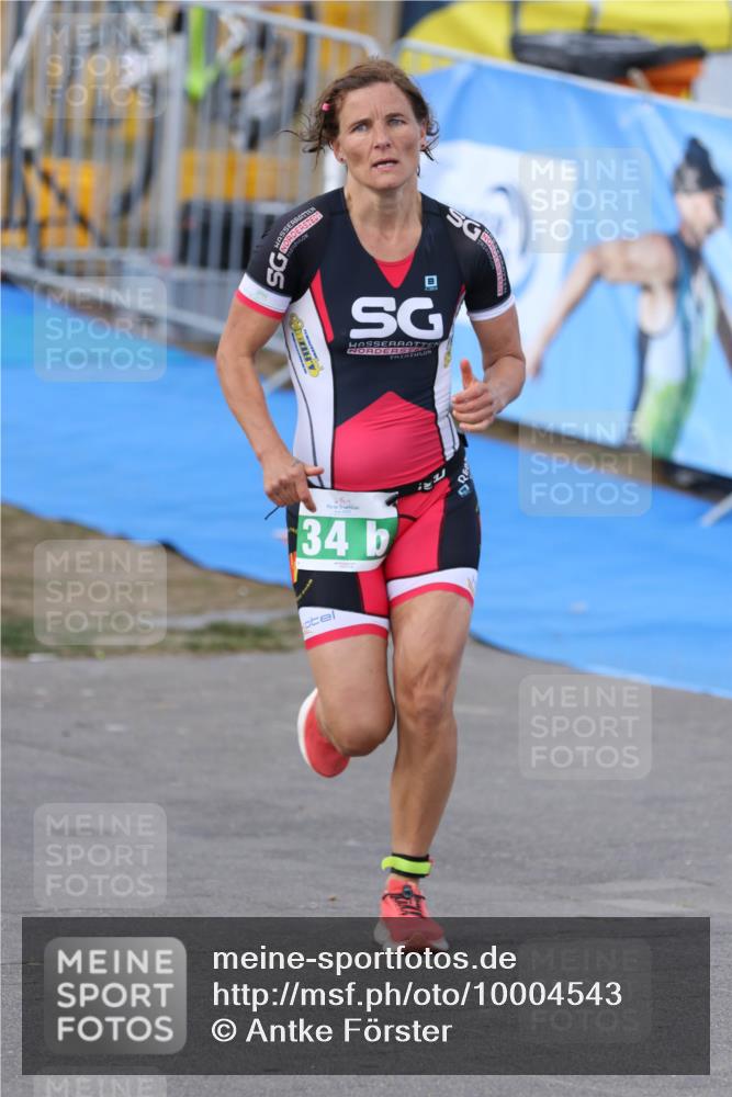 16.08.2026 - KN Förde Triathlon 2026 Antke Förster http://msf.ph/oto/10004543 16.08.2026 15:32:16 Laufen 34 meine-sportfotos.de
