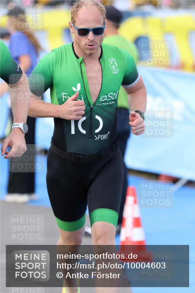 16.08.2026 - KN Förde Triathlon 2026 Antke Förster http://msf.ph/oto/10004603 16.08.2026 15:33:32 Laufen  meine-sportfotos.de
