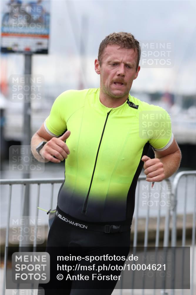 16.08.2026 - KN Förde Triathlon 2026 Antke Förster http://msf.ph/oto/10004621 16.08.2026 11:51:15 Laufen  meine-sportfotos.de