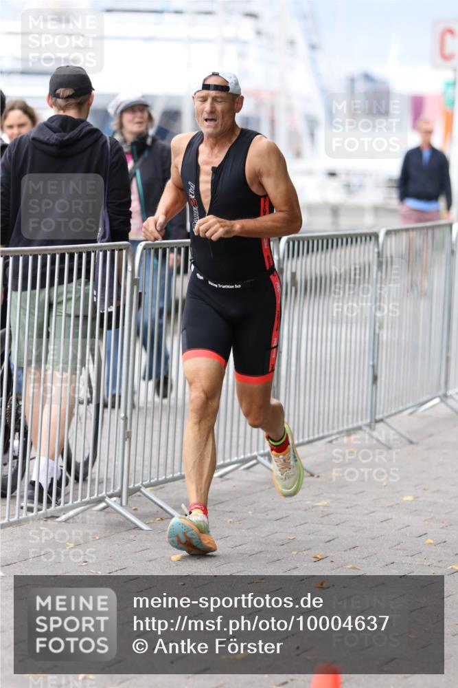 16.08.2026 - KN Förde Triathlon 2026 Antke Förster http://msf.ph/oto/10004637 16.08.2026 11:51:26 Laufen  meine-sportfotos.de