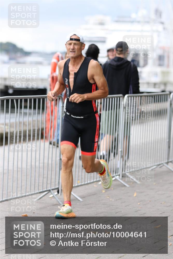 16.08.2026 - KN Förde Triathlon 2026 Antke Förster http://msf.ph/oto/10004641 16.08.2026 11:51:26 Laufen  meine-sportfotos.de