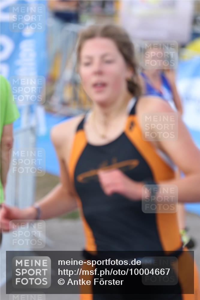 16.08.2026 - KN Förde Triathlon 2026 Antke Förster http://msf.ph/oto/10004667 16.08.2026 15:34:13 Laufen  meine-sportfotos.de