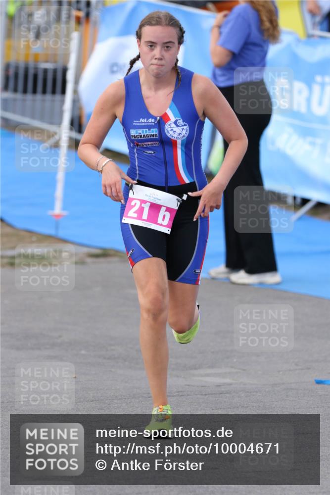 16.08.2026 - KN Förde Triathlon 2026 Antke Förster http://msf.ph/oto/10004671 16.08.2026 15:34:14 Laufen 21 meine-sportfotos.de