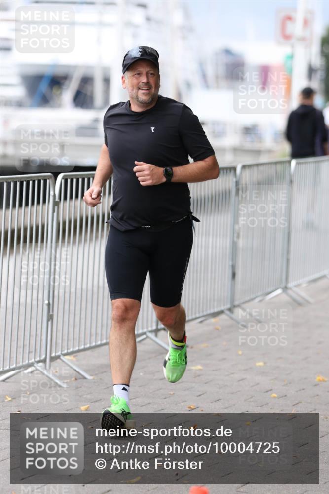 16.08.2026 - KN Förde Triathlon 2026 Antke Förster http://msf.ph/oto/10004725 16.08.2026 11:51:46 Laufen  meine-sportfotos.de