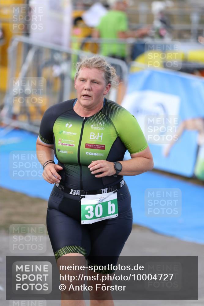 16.08.2026 - KN Förde Triathlon 2026 Antke Förster http://msf.ph/oto/10004727 16.08.2026 15:34:44 Laufen 3, 30 meine-sportfotos.de