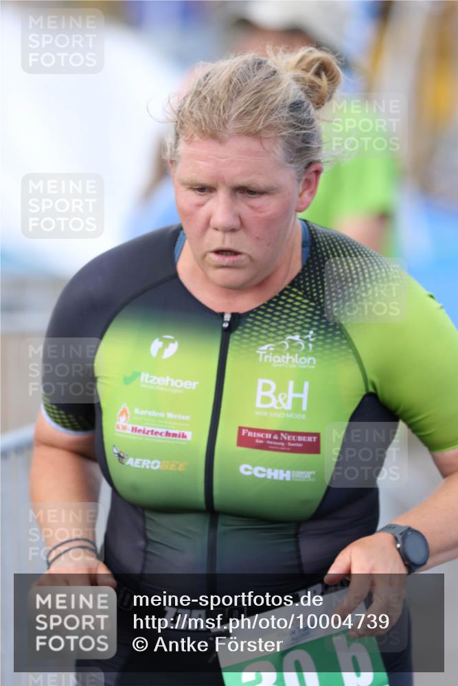 16.08.2026 - KN Förde Triathlon 2026 Antke Förster http://msf.ph/oto/10004739 16.08.2026 15:34:46 Laufen 23, 30 meine-sportfotos.de