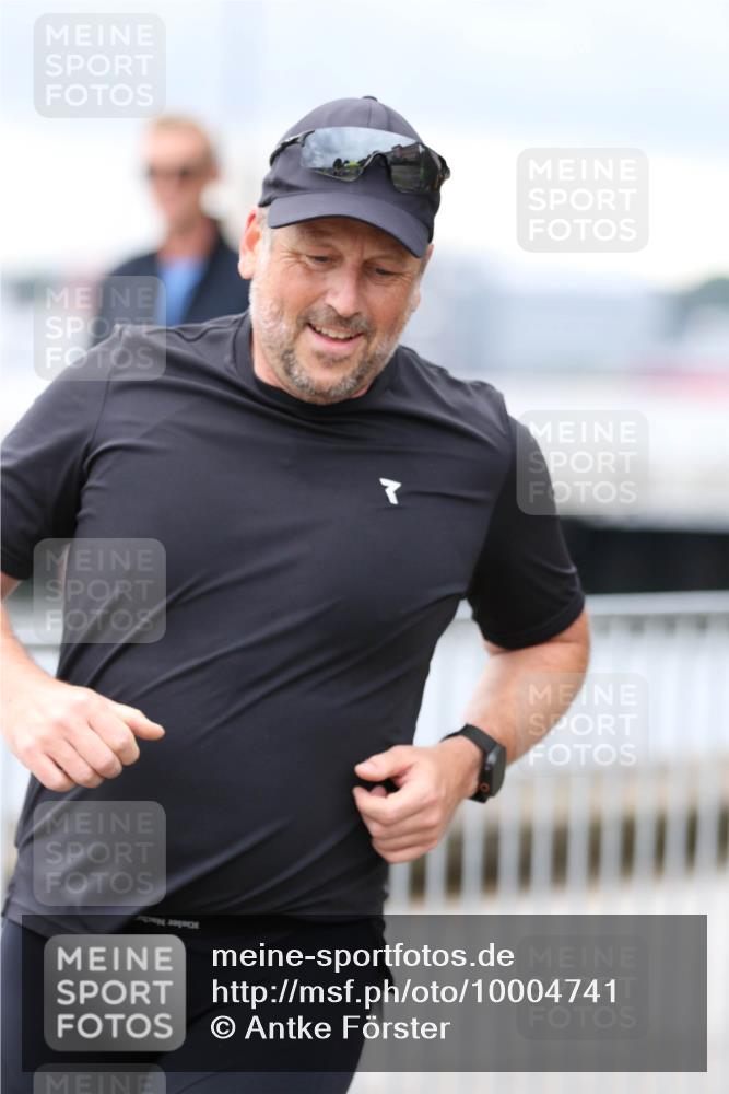 16.08.2026 - KN Förde Triathlon 2026 Antke Förster http://msf.ph/oto/10004741 16.08.2026 11:51:49 Laufen  meine-sportfotos.de