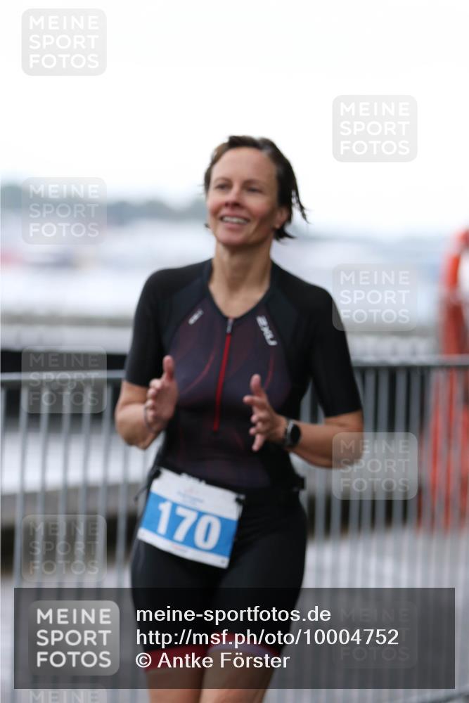 16.08.2026 - KN Förde Triathlon 2026 Antke Förster http://msf.ph/oto/10004752 16.08.2026 10:12:39 Laufen 170 meine-sportfotos.de