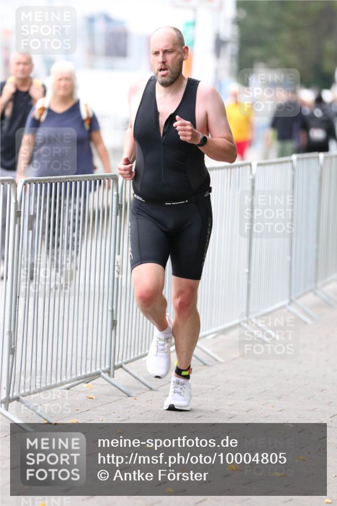 16.08.2026 - KN Förde Triathlon 2026 Antke Förster http://msf.ph/oto/10004805 16.08.2026 11:52:14 Laufen  meine-sportfotos.de