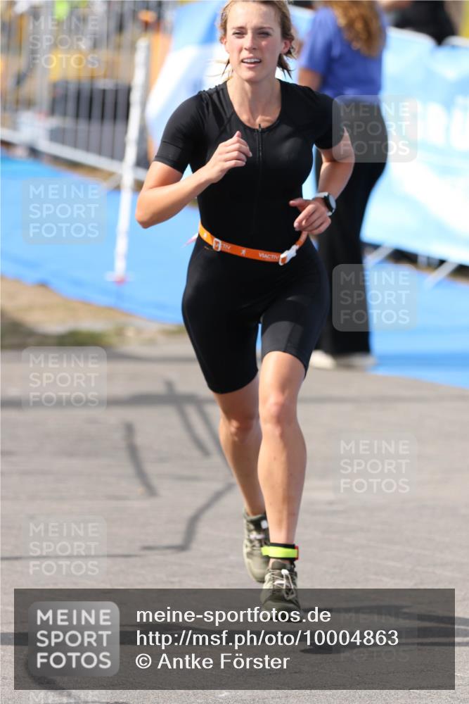16.08.2026 - KN Förde Triathlon 2026 Antke Förster http://msf.ph/oto/10004863 16.08.2026 15:38:26 Laufen  meine-sportfotos.de