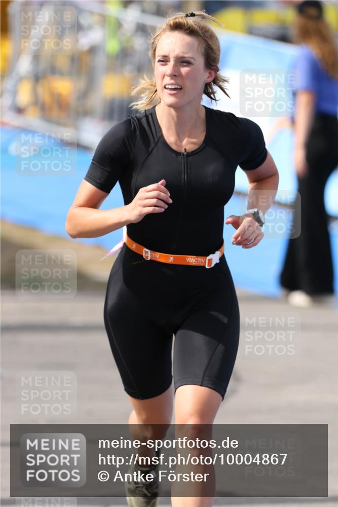 16.08.2026 - KN Förde Triathlon 2026 Antke Förster http://msf.ph/oto/10004867 16.08.2026 15:38:26 Laufen  meine-sportfotos.de