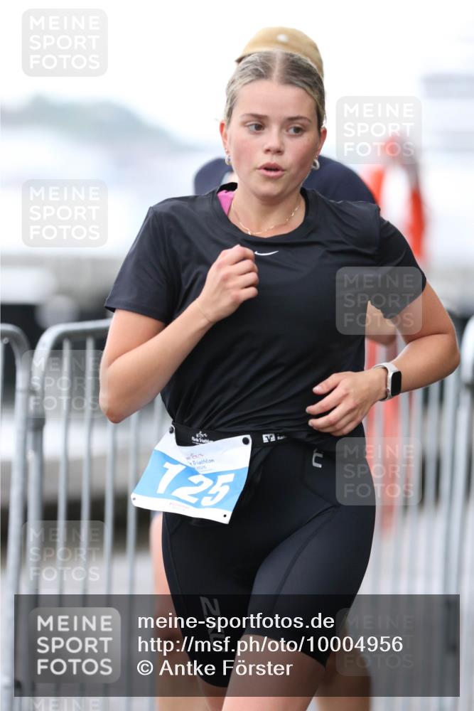 16.08.2026 - KN Förde Triathlon 2026 Antke Förster http://msf.ph/oto/10004956 16.08.2026 10:13:51 Laufen 2026, 125, 2 meine-sportfotos.de