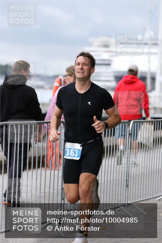16.08.2026 - KN Förde Triathlon 2026 Antke Förster http://msf.ph/oto/10004985 16.08.2026 11:53:48 Laufen 363 meine-sportfotos.de