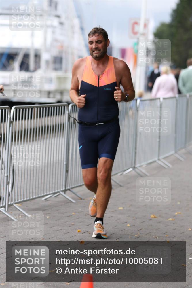16.08.2026 - KN Förde Triathlon 2026 Antke Förster http://msf.ph/oto/10005081 16.08.2026 11:54:19 Laufen  meine-sportfotos.de