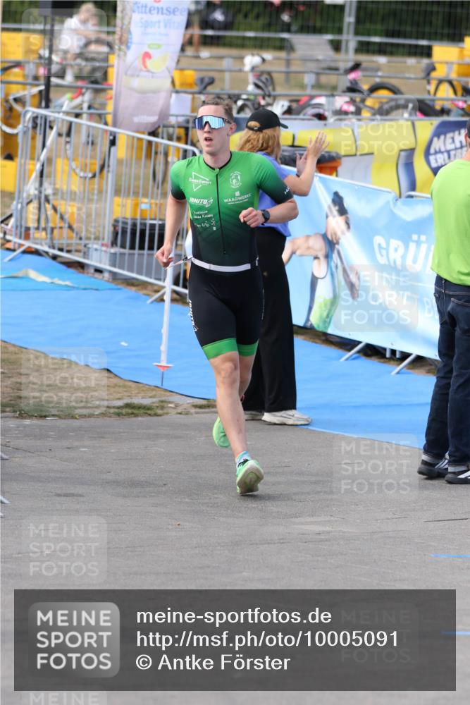 16.08.2026 - KN Förde Triathlon 2026 Antke Förster http://msf.ph/oto/10005091 16.08.2026 15:52:25 Laufen  meine-sportfotos.de