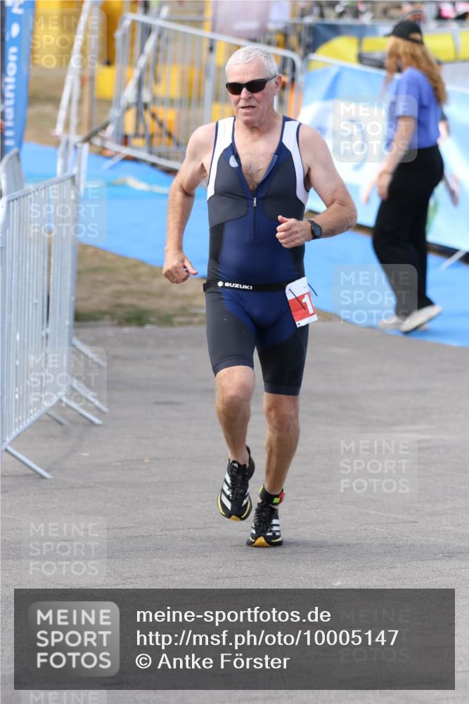 16.08.2026 - KN Förde Triathlon 2026 Antke Förster http://msf.ph/oto/10005147 16.08.2026 15:52:37 Laufen  meine-sportfotos.de