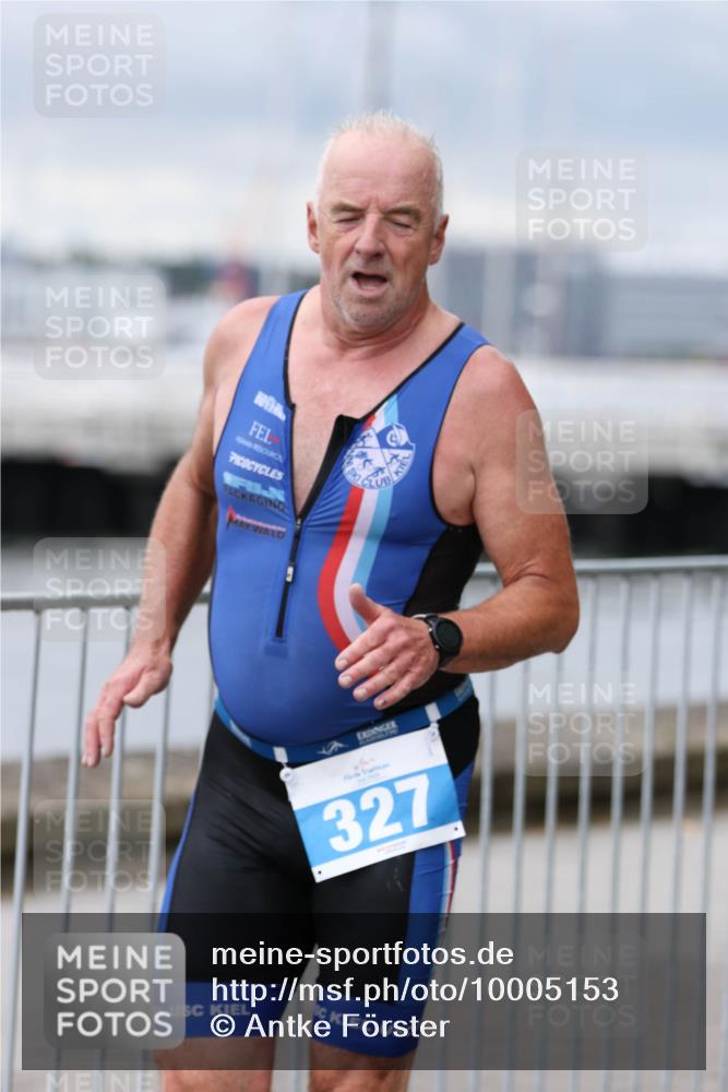 16.08.2026 - KN Förde Triathlon 2026 Antke Förster http://msf.ph/oto/10005153 16.08.2026 11:55:12 Laufen 327 meine-sportfotos.de