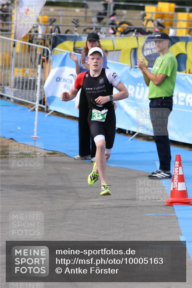 16.08.2026 - KN Förde Triathlon 2026 Antke Förster http://msf.ph/oto/10005163 16.08.2026 15:54:35 Laufen 33 meine-sportfotos.de