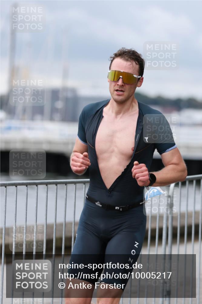 16.08.2026 - KN Förde Triathlon 2026 Antke Förster http://msf.ph/oto/10005217 16.08.2026 11:55:34 Laufen  meine-sportfotos.de