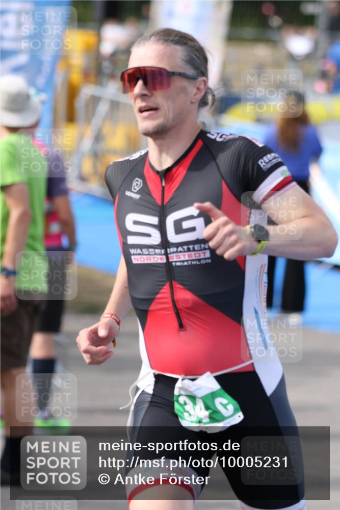 16.08.2026 - KN Förde Triathlon 2026 Antke Förster http://msf.ph/oto/10005231 16.08.2026 15:55:31 Laufen  meine-sportfotos.de