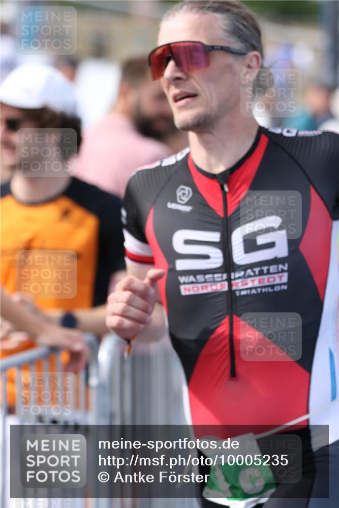 16.08.2026 - KN Förde Triathlon 2026 Antke Förster http://msf.ph/oto/10005235 16.08.2026 15:55:32 Laufen  meine-sportfotos.de