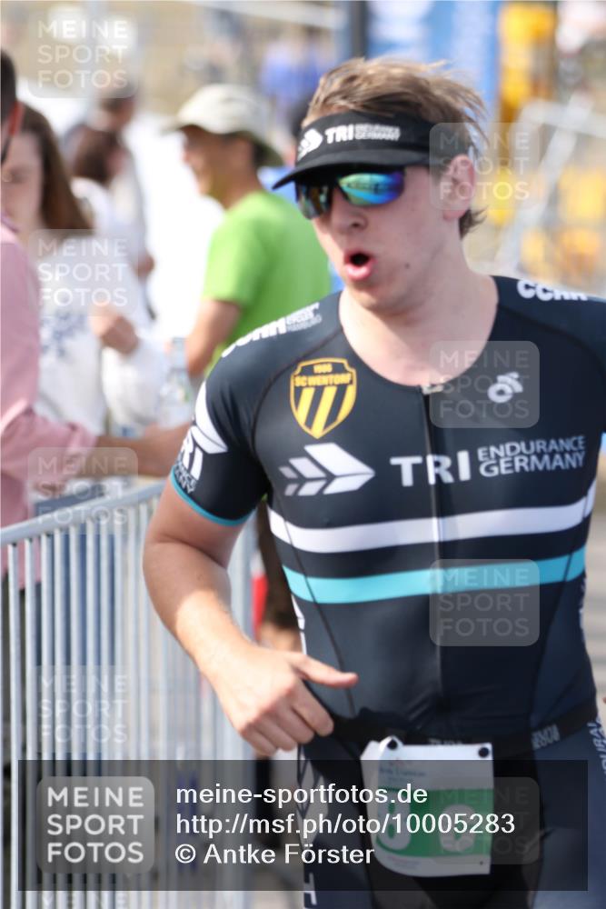 16.08.2026 - KN Förde Triathlon 2026 Antke Förster http://msf.ph/oto/10005283 16.08.2026 15:57:02 Laufen 8, 2808 meine-sportfotos.de