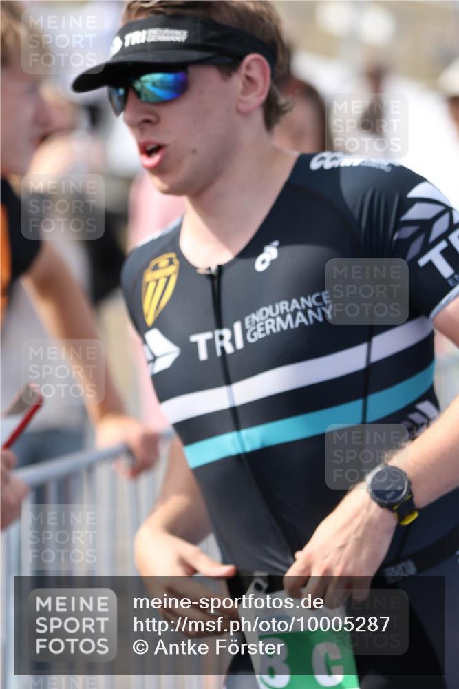 16.08.2026 - KN Förde Triathlon 2026 Antke Förster http://msf.ph/oto/10005287 16.08.2026 15:57:02 Laufen 2808 meine-sportfotos.de