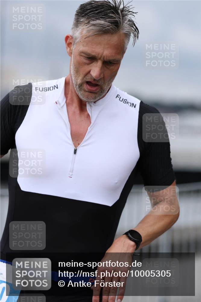16.08.2026 - KN Förde Triathlon 2026 Antke Förster http://msf.ph/oto/10005305 16.08.2026 11:55:59 Laufen  meine-sportfotos.de
