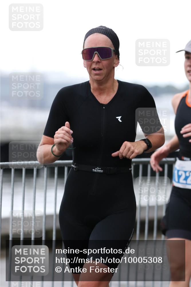 16.08.2026 - KN Förde Triathlon 2026 Antke Förster http://msf.ph/oto/10005308 16.08.2026 10:16:20 Laufen 122 meine-sportfotos.de