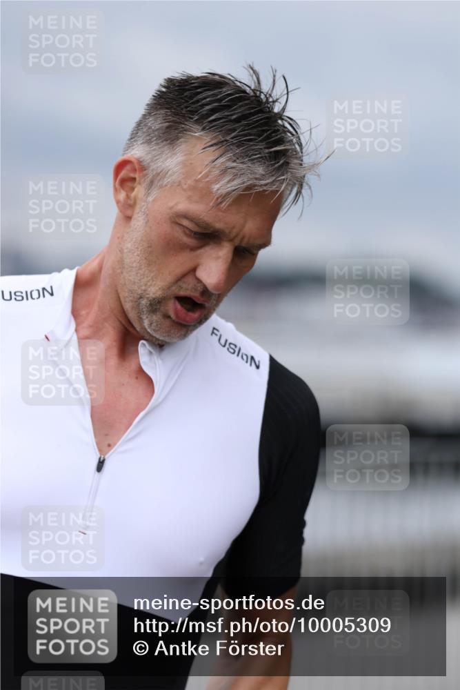 16.08.2026 - KN Förde Triathlon 2026 Antke Förster http://msf.ph/oto/10005309 16.08.2026 11:55:59 Laufen  meine-sportfotos.de