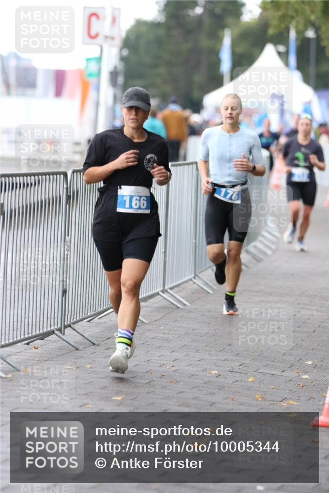 16.08.2026 - KN Förde Triathlon 2026 Antke Förster http://msf.ph/oto/10005344 16.08.2026 10:16:30 Laufen 166, 176 meine-sportfotos.de