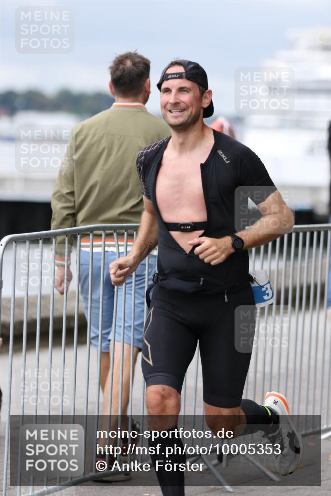 16.08.2026 - KN Förde Triathlon 2026 Antke Förster http://msf.ph/oto/10005353 16.08.2026 11:56:16 Laufen  meine-sportfotos.de