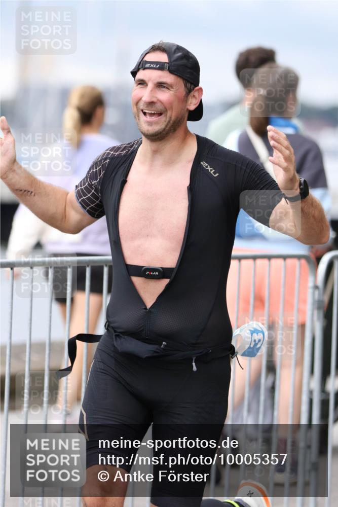 16.08.2026 - KN Förde Triathlon 2026 Antke Förster http://msf.ph/oto/10005357 16.08.2026 11:56:17 Laufen 2 meine-sportfotos.de