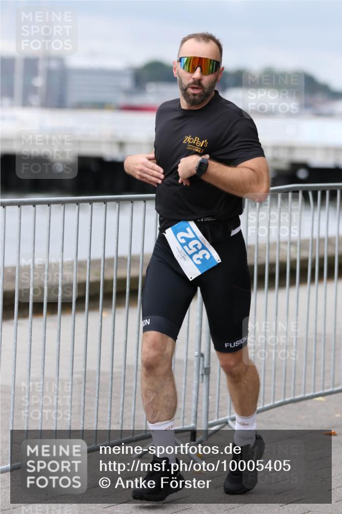 16.08.2026 - KN Förde Triathlon 2026 Antke Förster http://msf.ph/oto/10005405 16.08.2026 11:56:30 Laufen 352 meine-sportfotos.de