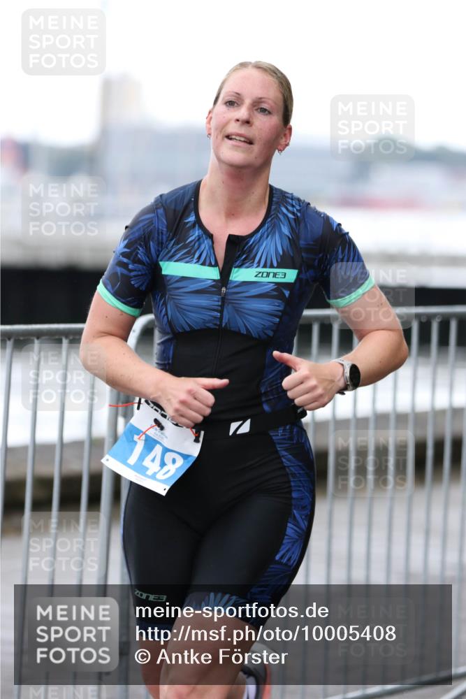 16.08.2026 - KN Förde Triathlon 2026 Antke Förster http://msf.ph/oto/10005408 16.08.2026 10:16:49 Laufen 148, 3 meine-sportfotos.de