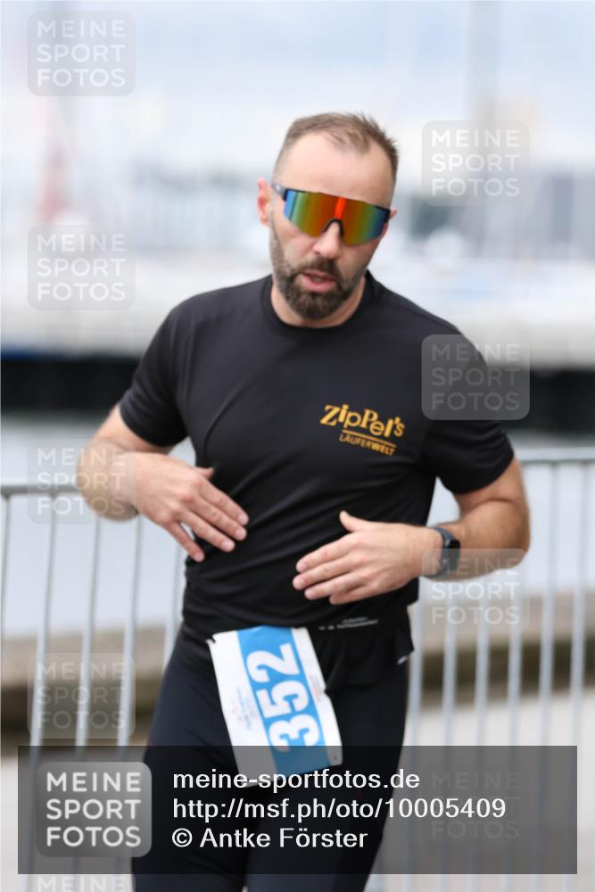 16.08.2026 - KN Förde Triathlon 2026 Antke Förster http://msf.ph/oto/10005409 16.08.2026 11:56:31 Laufen 352 meine-sportfotos.de