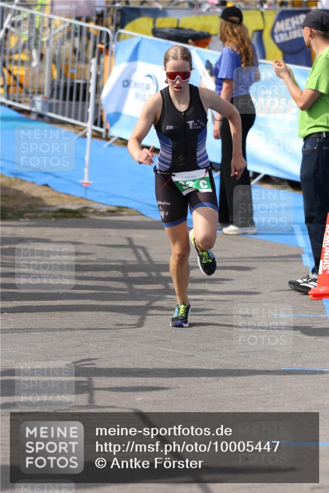 16.08.2026 - KN Förde Triathlon 2026 Antke Förster http://msf.ph/oto/10005447 16.08.2026 15:59:08 Laufen 3, 2 meine-sportfotos.de