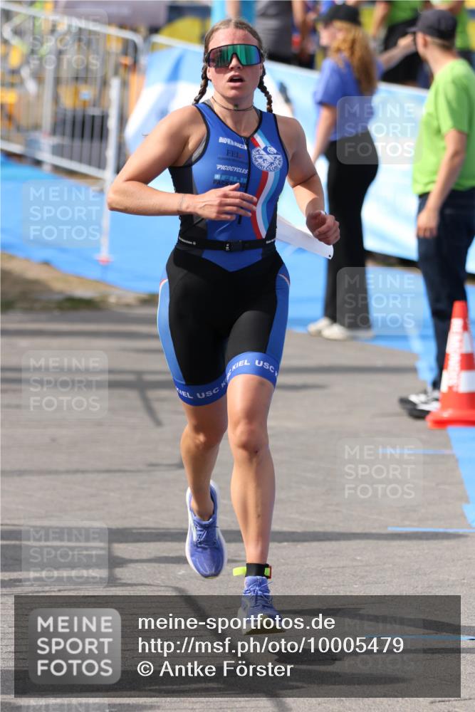 16.08.2026 - KN Förde Triathlon 2026 Antke Förster http://msf.ph/oto/10005479 16.08.2026 15:59:30 Laufen  meine-sportfotos.de