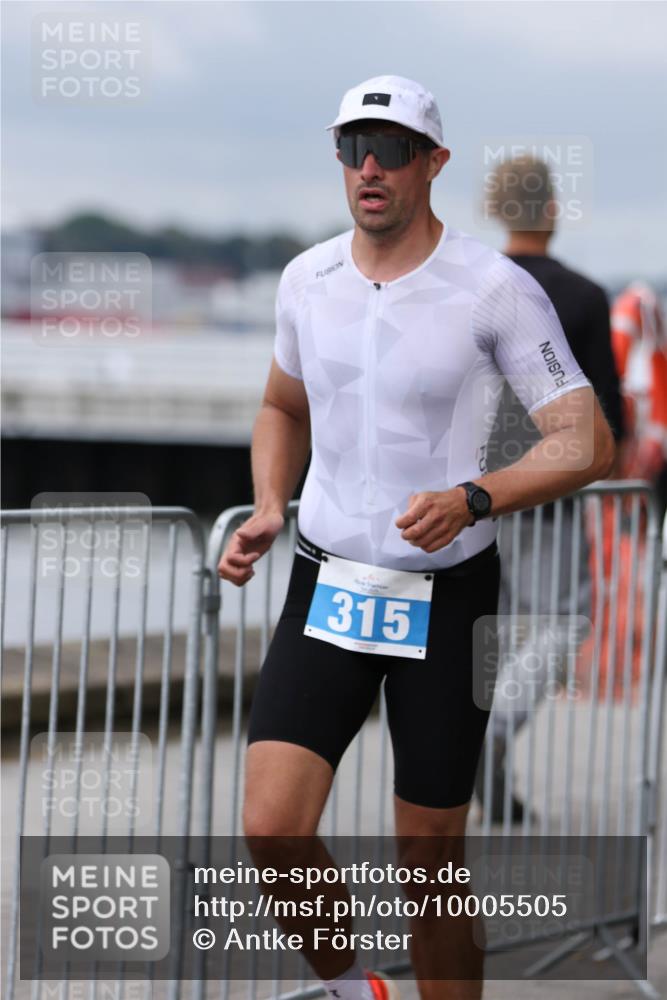 16.08.2026 - KN Förde Triathlon 2026 Antke Förster http://msf.ph/oto/10005505 16.08.2026 11:56:59 Laufen 315 meine-sportfotos.de