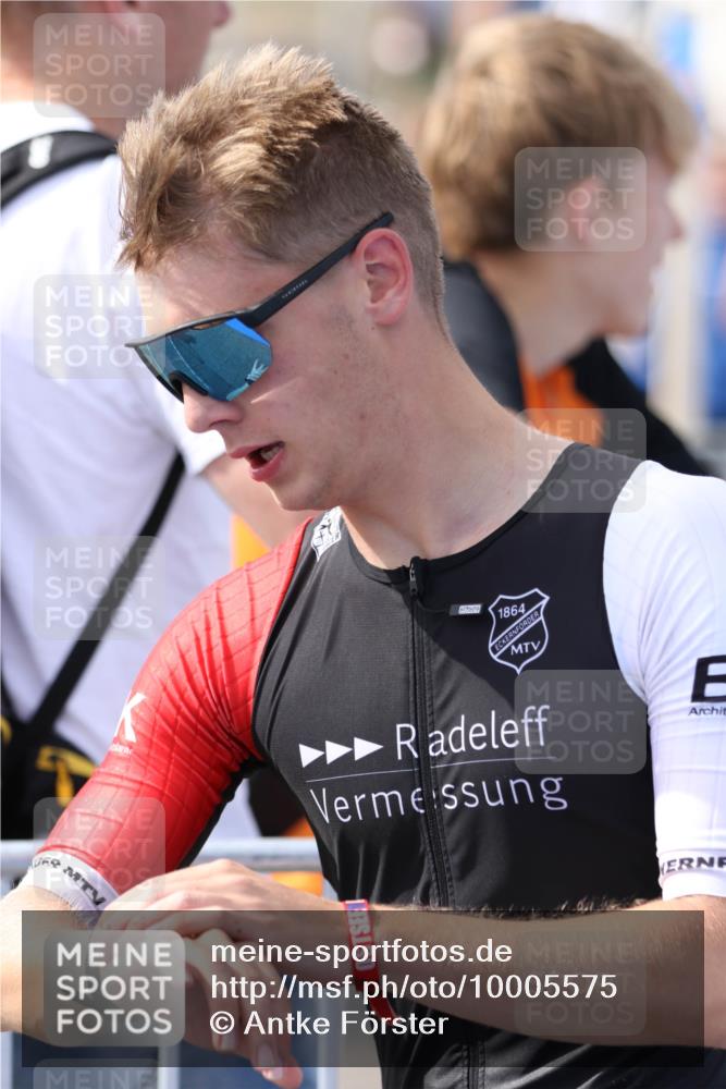 16.08.2026 - KN Förde Triathlon 2026 Antke Förster http://msf.ph/oto/10005575 16.08.2026 16:00:47 Laufen 1864 meine-sportfotos.de
