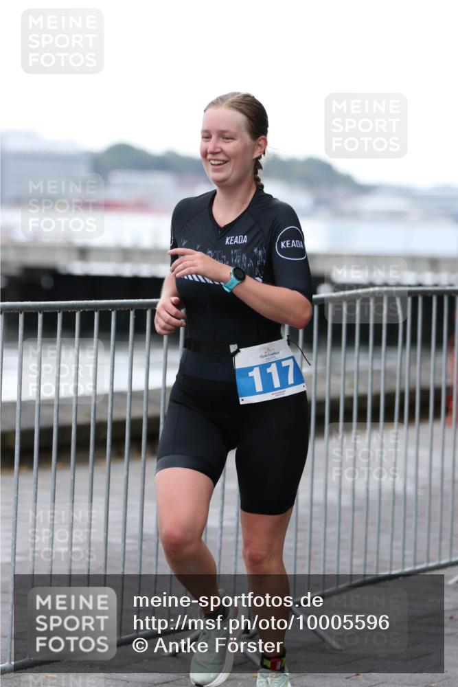 16.08.2026 - KN Förde Triathlon 2026 Antke Förster http://msf.ph/oto/10005596 16.08.2026 10:17:54 Laufen 117 meine-sportfotos.de