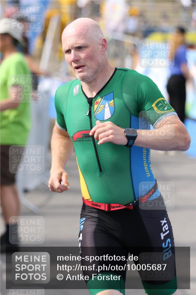 16.08.2026 - KN Förde Triathlon 2026 Antke Förster http://msf.ph/oto/10005687 16.08.2026 16:03:32 Laufen  meine-sportfotos.de