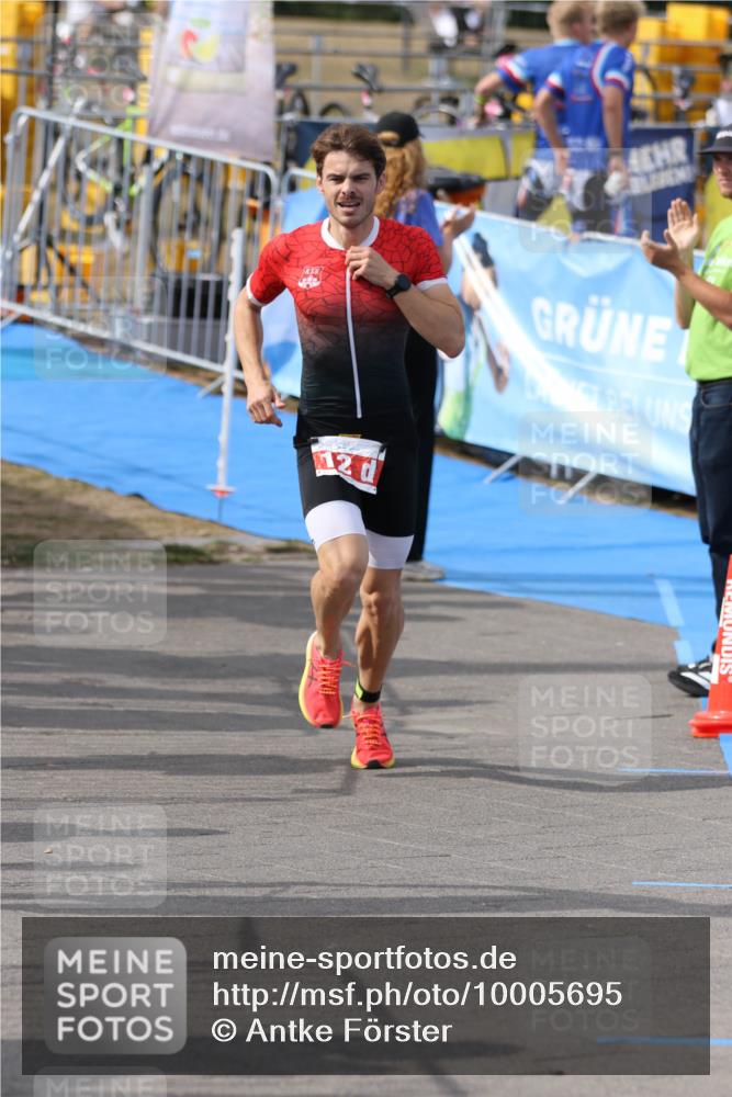 16.08.2026 - KN Förde Triathlon 2026 Antke Förster http://msf.ph/oto/10005695 16.08.2026 16:04:25 Laufen 2 meine-sportfotos.de