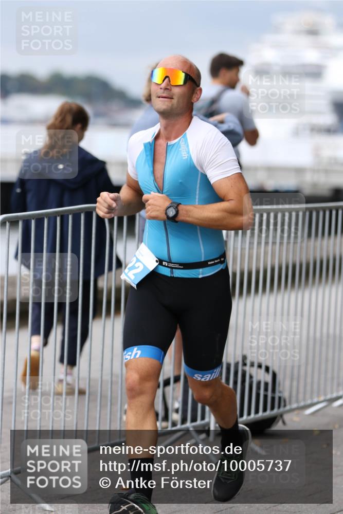 16.08.2026 - KN Förde Triathlon 2026 Antke Förster http://msf.ph/oto/10005737 16.08.2026 11:58:06 Laufen 2 meine-sportfotos.de