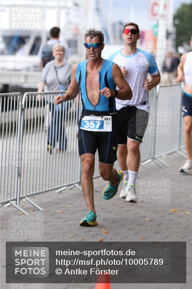 16.08.2026 - KN Förde Triathlon 2026 Antke Förster http://msf.ph/oto/10005789 16.08.2026 11:58:20 Laufen 357, 357 meine-sportfotos.de