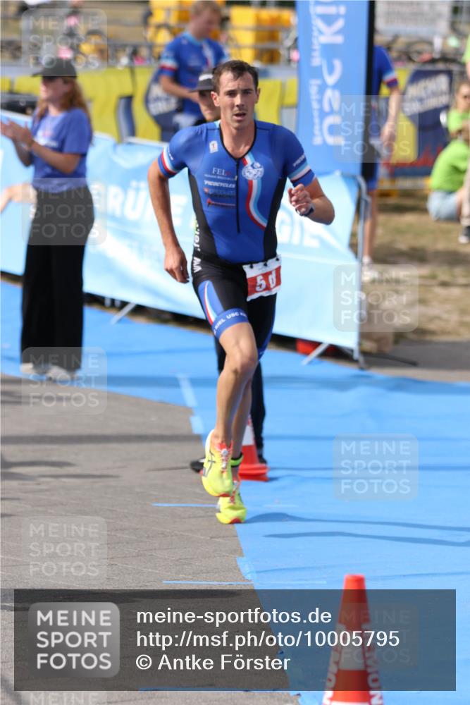 16.08.2026 - KN Förde Triathlon 2026 Antke Förster http://msf.ph/oto/10005795 16.08.2026 16:06:47 Laufen  meine-sportfotos.de