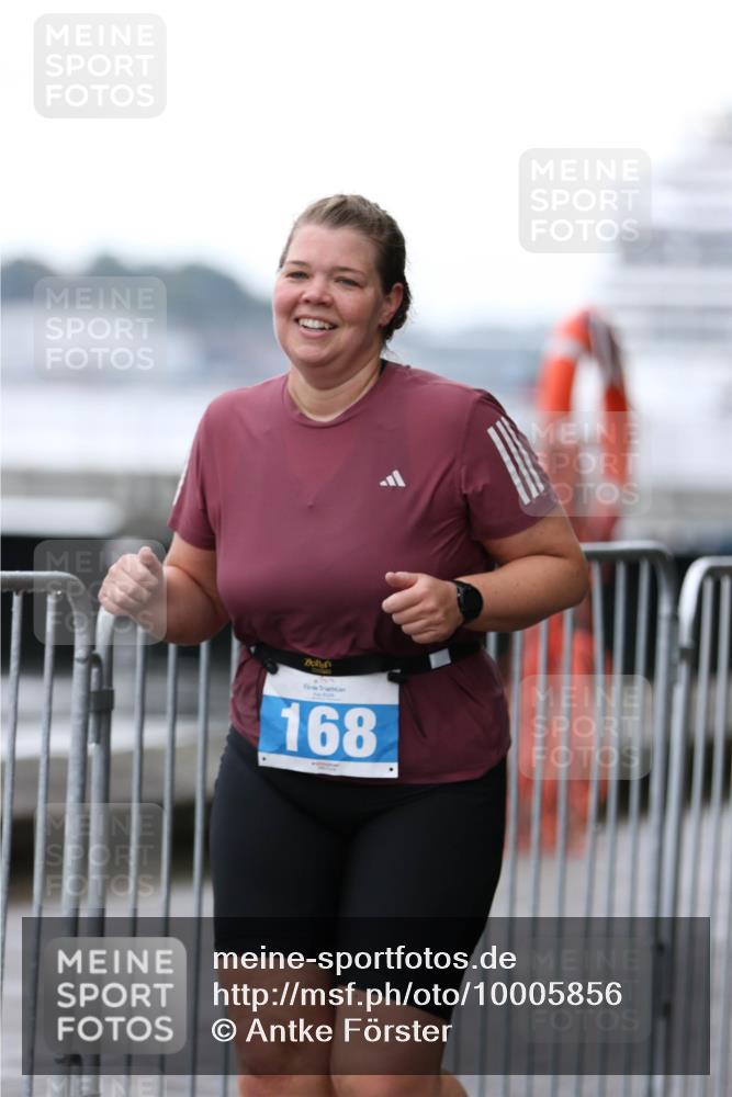 16.08.2026 - KN Förde Triathlon 2026 Antke Förster http://msf.ph/oto/10005856 16.08.2026 10:19:10 Laufen 168 meine-sportfotos.de