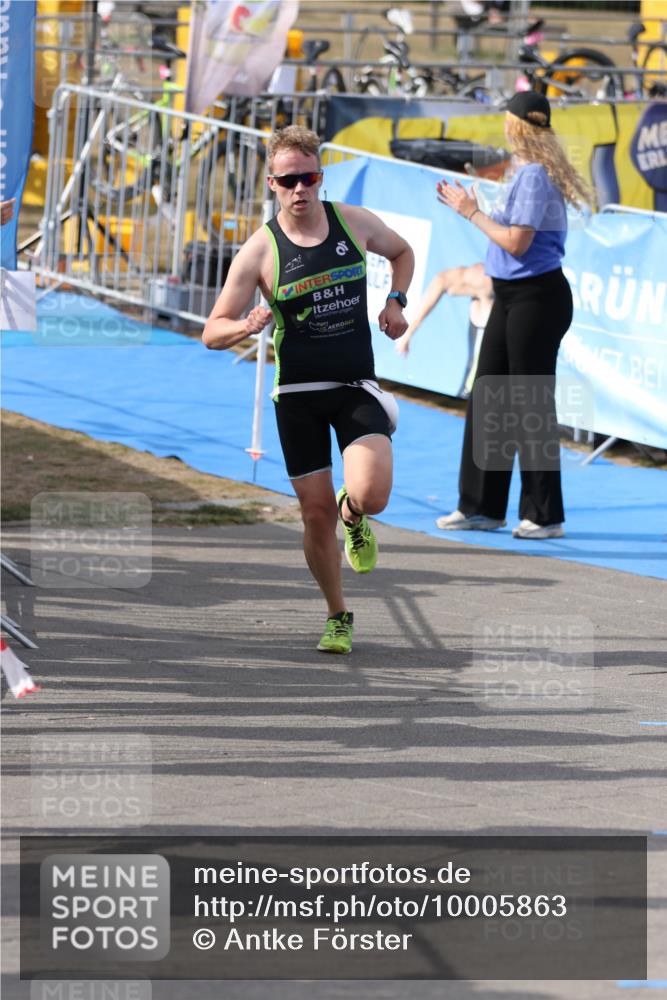 16.08.2026 - KN Förde Triathlon 2026 Antke Förster http://msf.ph/oto/10005863 16.08.2026 16:14:14 Laufen 337 meine-sportfotos.de